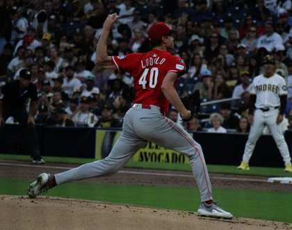 Nick Lodolo pitching for the Cincinnati Reds